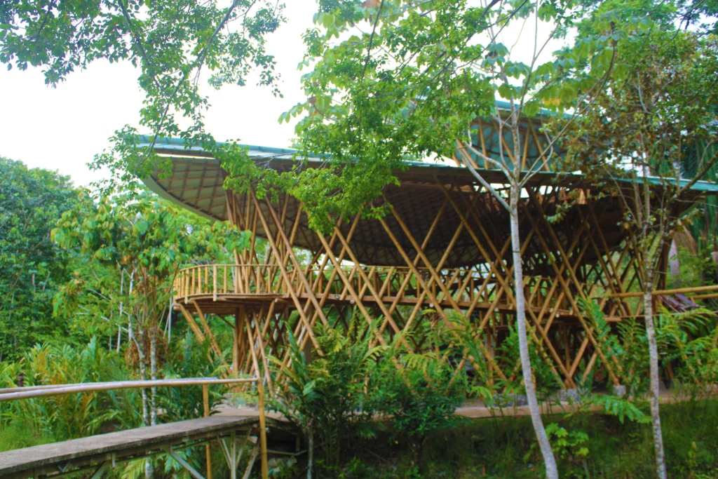 Community amenities and tropical lifestyle